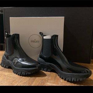 Lemon Jelly rain boots size 7.5